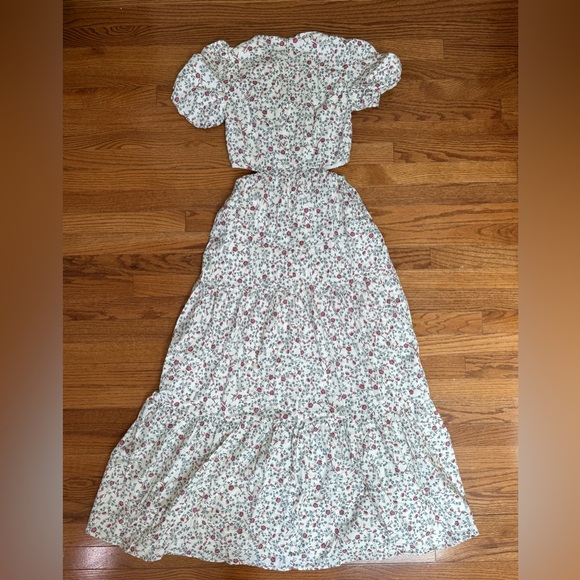 WAYF Cut out Maxi dress Size XS - Picture 5 of 5